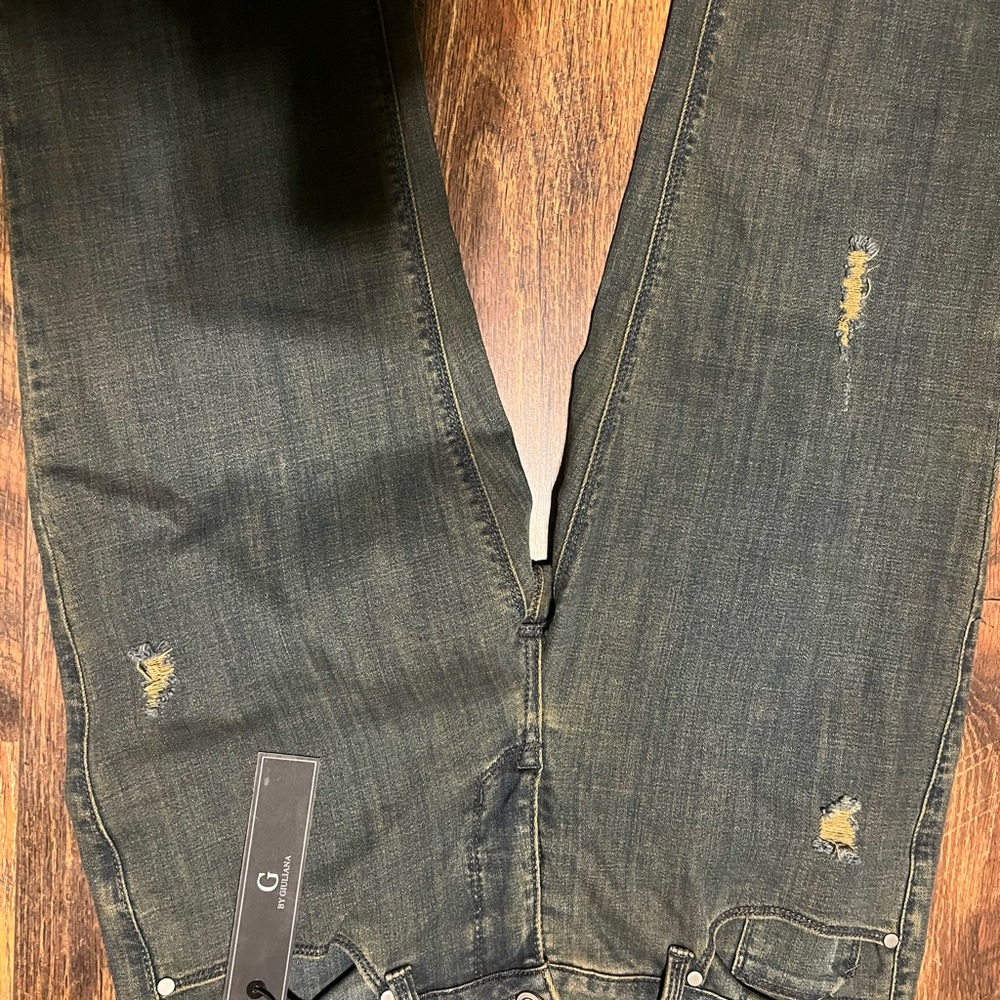 Jeans - Picture 3 of 3